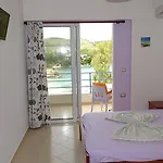 Neri Apartamento